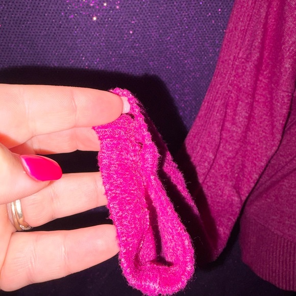 🆕💜🎉🎉 Buffalo David Bitton Fuchsia V-Neck Sweater Soft Stretch Knit Women’s M - Picture 12 of 14